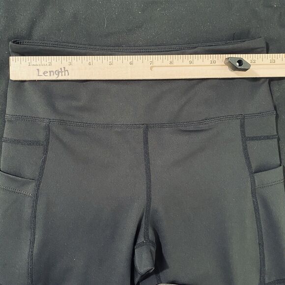 ZYIA Leggings Womens Size Medium Active Cropped 21” Length M Black Classic - Picture 9 of 9